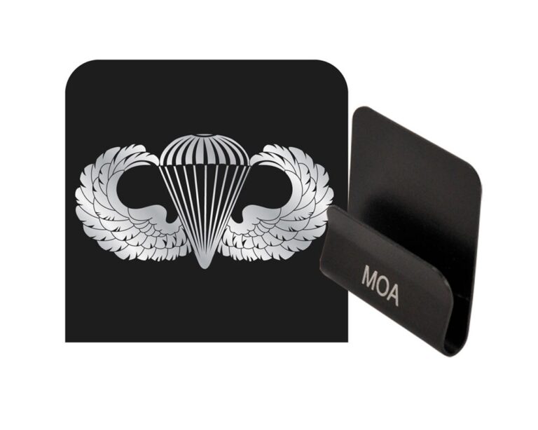 Wooden Plaques Novice Wings with 82D patch - 82nd Airborne Division Museum